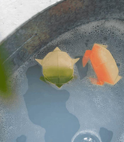 Beißring und Badespielzeug H2Origami Schildkröte - Zirkuss